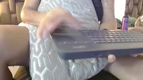 BRENDA VELASQUEZ online show from 01-19-25, 02:04