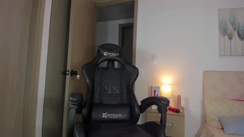 Brenda online show from 01-31-25, 01:22