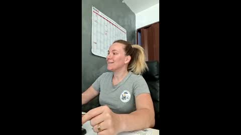 Snapshot of brendaaryas chatting on 04-23-26, 12:29 Brenda online show from 04-23-26, 12:29