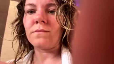 Snapshot of brendaaryas chatting on 05-03-26, 04:02 Brenda online show from 05-03-26, 04:02