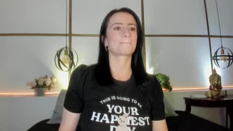 MeganBeaked online show from 11-18-25, 11:36