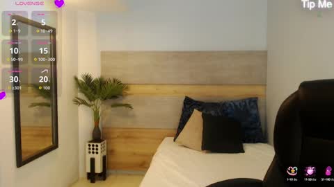 Brenda online show from 09-25-25, 02:59