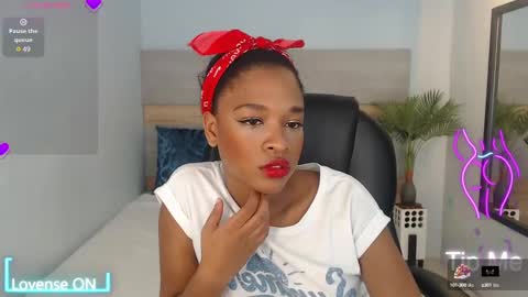 Brenda online show from 10-15-25, 03:06