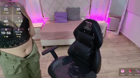 Snapshot of brendda_tay chatting on 01-15-25, 02:49 BRENDDA online show from 01-15-25, 02:49