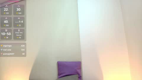 Snapshot of brendda_tay chatting on 02-04-25, 10:10 BRENDDA online show from 02-04-25, 10:10