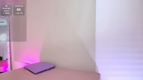 Snapshot of brendda_tay chatting on 02-13-25, 06:52 BRENDDA online show from 02-13-25, 06:52