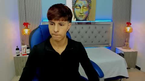 Esteban online show from 02-10-26, 12:37