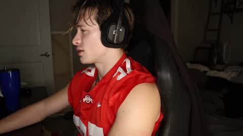 Snapshot of brentonverde chatting on 01-20-25, 11:54 brentonverde online show from 01-20-25, 11:54