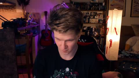 Snapshot of brestonsweet chatting on 12-09-24, 07:50 brestonsweet online show from 12-09-24, 07:50