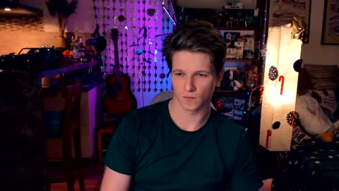 Snapshot of brestonsweet chatting on 12-16-24, 04:27 brestonsweet online show from 12-16-24, 04:27