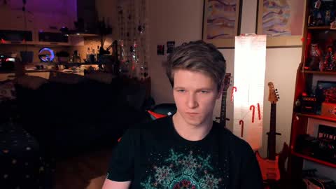 Snapshot of brestonsweet chatting on 12-22-24, 02:38 brestonsweet online show from 12-22-24, 02:38