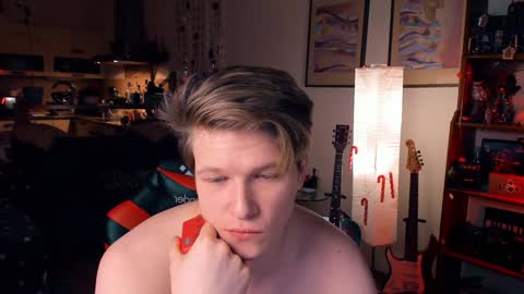 Snapshot of brestonsweet chatting on 12-23-24, 01:13 brestonsweet online show from 12-23-24, 01:13