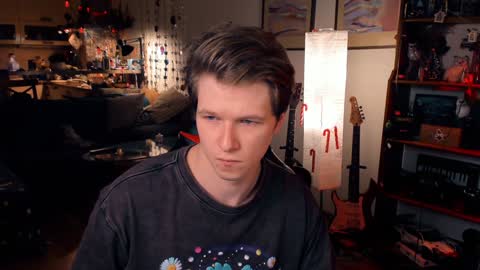 Snapshot of brestonsweet chatting on 01-08-25, 02:35 brestonsweet online show from 01-08-25, 02:35