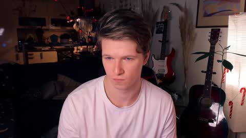 Snapshot of brestonsweet chatting on 01-10-25, 08:26 brestonsweet online show from 01-10-25, 08:26