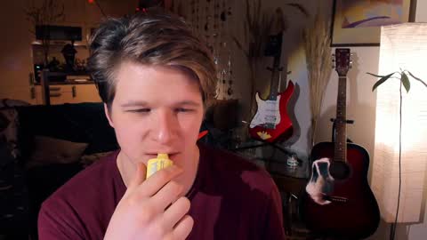 Snapshot of brestonsweet chatting on 01-22-25, 07:13 brestonsweet online show from 01-22-25, 07:13