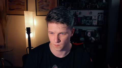 Snapshot of brestonsweet chatting on 02-12-25, 07:24 brestonsweet online show from 02-12-25, 07:24