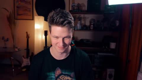 Snapshot of brestonsweet chatting on 02-20-25, 04:25 brestonsweet online show from 02-20-25, 04:25