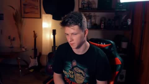 Snapshot of brestonsweet chatting on 02-20-25, 07:30 brestonsweet online show from 02-20-25, 07:30