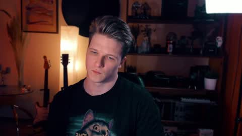 Snapshot of brestonsweet chatting on 03-02-25, 12:53 brestonsweet online show from 03-02-25, 12:53