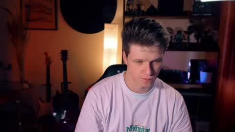 Snapshot of brestonsweet chatting on 03-06-25, 02:29 brestonsweet online show from 03-06-25, 02:29