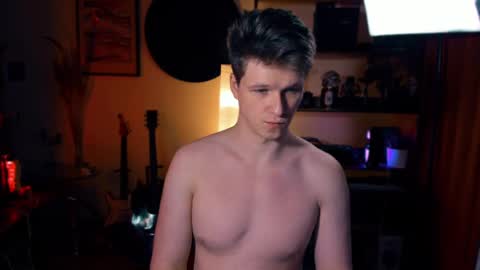 Snapshot of brestonsweet chatting on 03-06-25, 05:33 brestonsweet online show from 03-06-25, 05:33