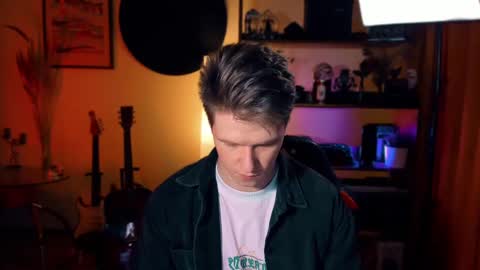 Snapshot of brestonsweet chatting on 03-10-25, 08:45 brestonsweet online show from 03-10-25, 08:45