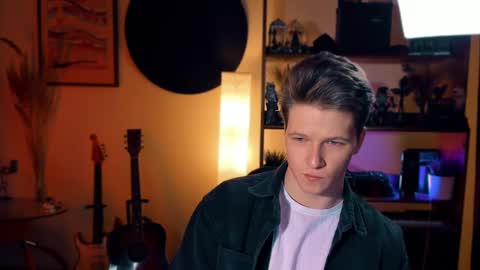 Snapshot of brestonsweet chatting on 03-12-25, 08:20 brestonsweet online show from 03-12-25, 08:20