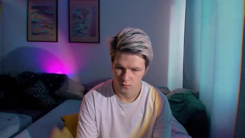 Snapshot of brestonsweet chatting on 09-17-25, 02:41 brestonsweet online show from 09-17-25, 02:41