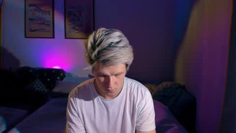 Snapshot of brestonsweet chatting on 09-22-25, 07:49 brestonsweet online show from 09-22-25, 07:49