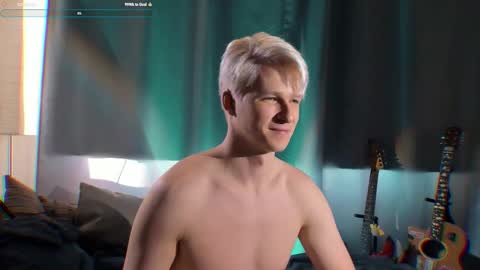 Snapshot of brestonsweet chatting on 10-17-25, 01:14 brestonsweet online show from 10-17-25, 01:14