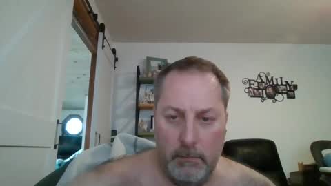 Snapshot of brettsky chatting on 01-28-25, 09:19 hey online show from 01-28-25, 09:19