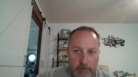 Snapshot of brettsky chatting on 09-22-25, 12:29 hey online show from 09-22-25, 12:29