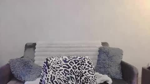 Snapshot of bri_fox chatting on 04-17-26, 07:17 bri_fox online show from 04-17-26, 07:17