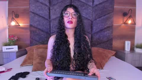 B R I A  online show from 01-08-25, 09:10
