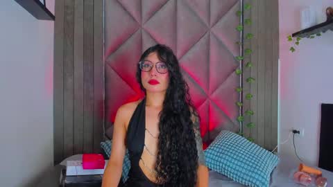 B R I A  online show from 05-08-26, 01:55