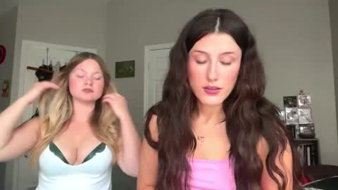 Brianna3 online show from 09-27-25, 08:03