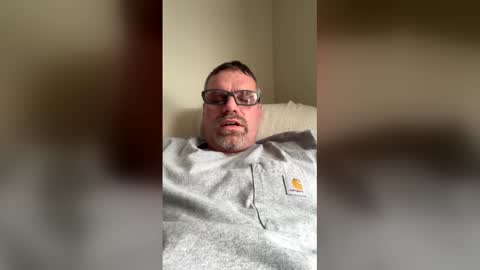 brian38431 online show from 12-19-25, 06:04