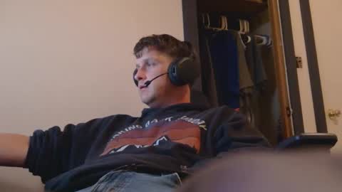 brian7891012 online show from 05-09-26, 08:52