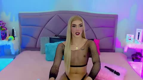 BRIANA online show from 02-22-25, 08:07