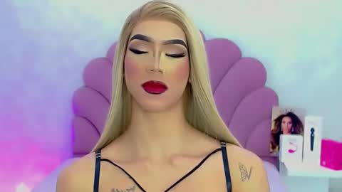 Snapshot of briana_sex32 chatting on 03-05-26, 03:24 BRIANA online show from 03-05-26, 03:24