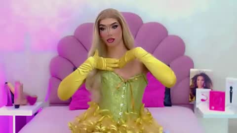 Snapshot of briana_sex32 chatting on 03-09-26, 12:36 BRIANA online show from 03-09-26, 12:36