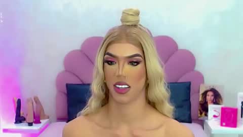 Snapshot of briana_sex32 chatting on 03-15-26, 04:51 BRIANA online show from 03-15-26, 04:51