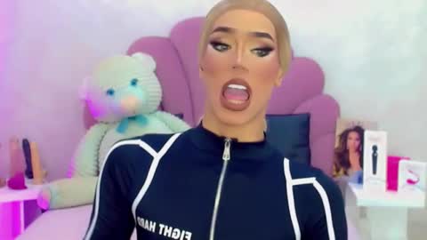 Snapshot of briana_sex32 chatting on 03-22-26, 05:11 BRIANA online show from 03-22-26, 05:11