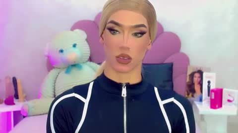 Snapshot of briana_sex32 chatting on 03-22-26, 05:16 BRIANA online show from 03-22-26, 05:16