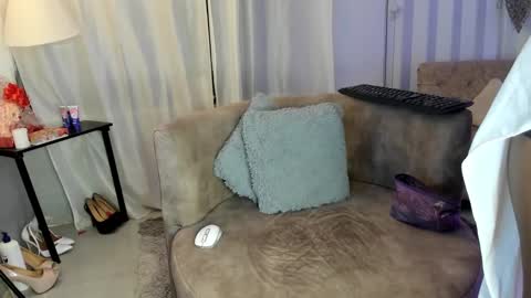 briana online show from 02-21-25, 01:55