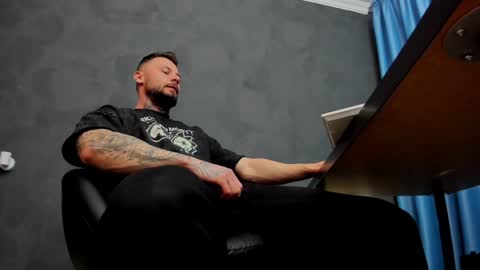 Brian online show from 01-07-25, 09:07