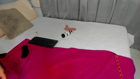 Brianna online show from 10-25-25, 01:18