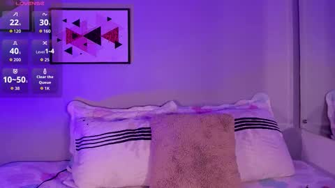 Brianna online show from 11-05-25, 12:16