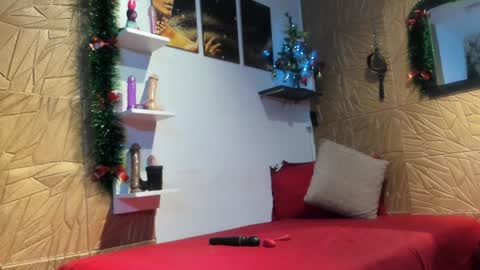 Brianna Chelsea  online show from 12-17-24, 04:53