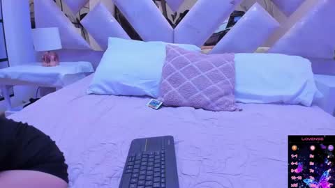 Brianna  online show from 09-11-25, 12:05